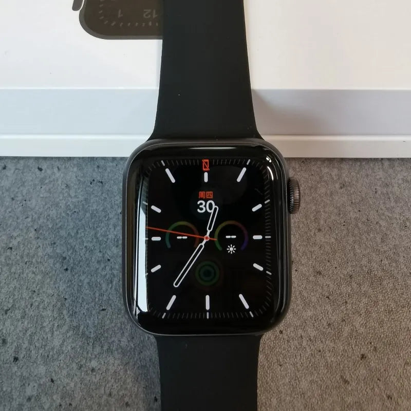 100% Original Apple Watch Series 5 Smartwatch 40MM/44MM GPS Aluminum with Sport Band (Renewed)